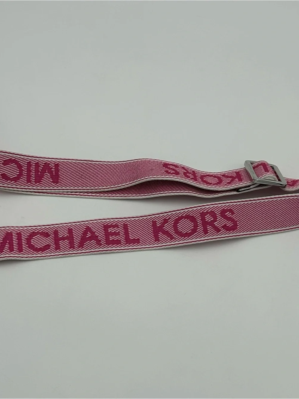 Michael Kors Pink Jet Set Smartphone Crossbody Purse